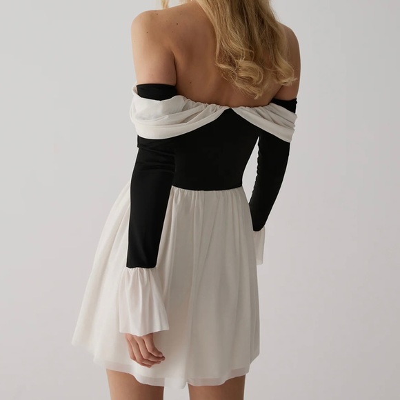 Commense Frenchy Off Shoulder Mini Dress - Picture 4 of 8